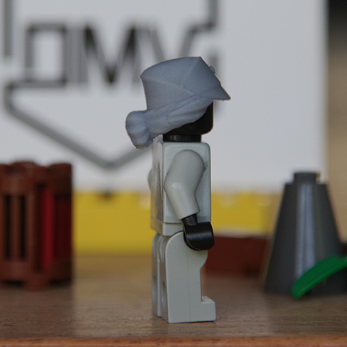 Female Officer V2 Resin